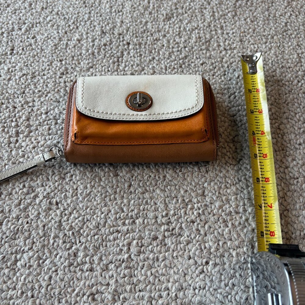 Coach Park Colorblock Leather Wristlet Wallet | Classic Preppy Old Money - Picture 15 of 15